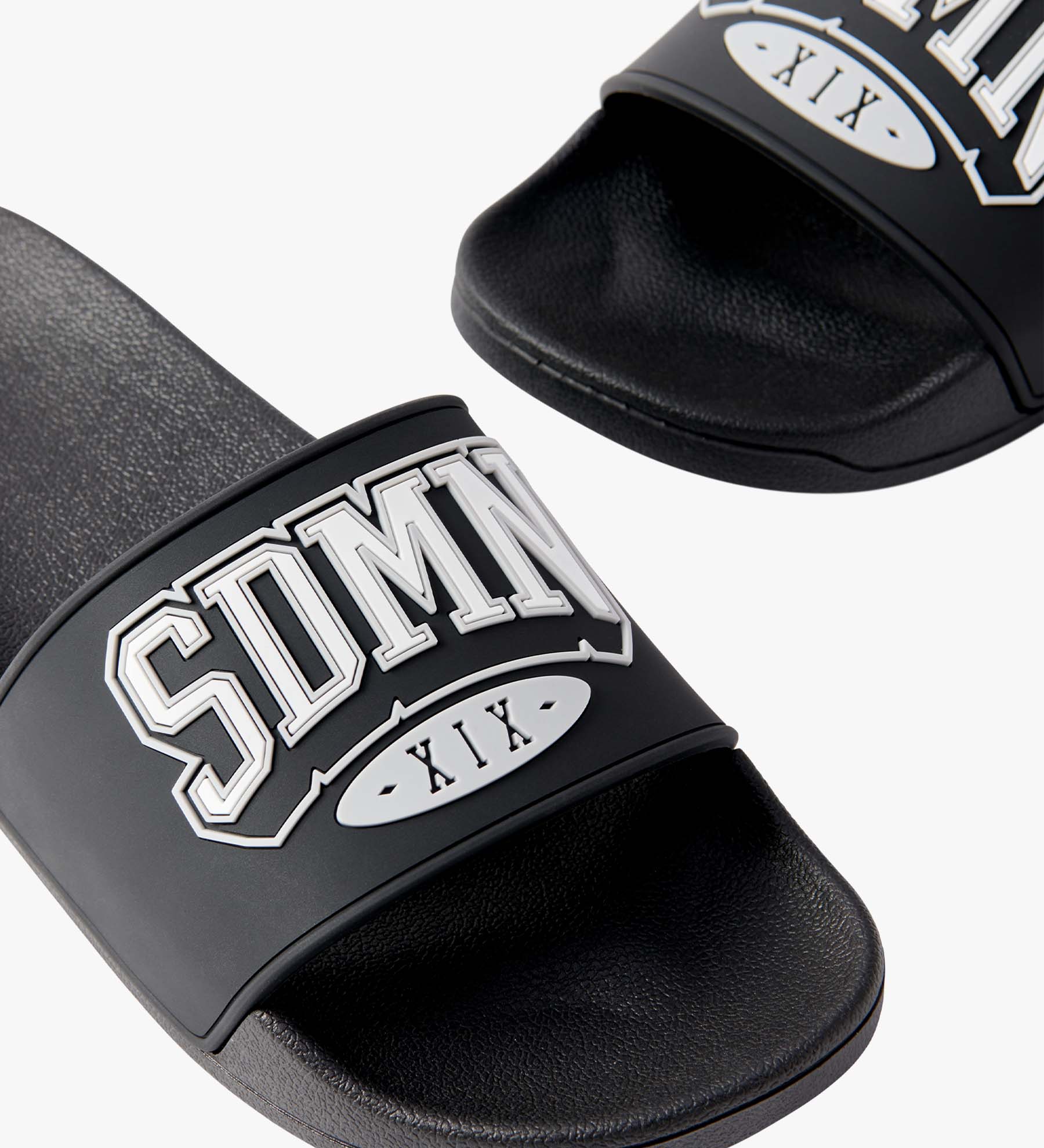 Varsity Sliders [Black]